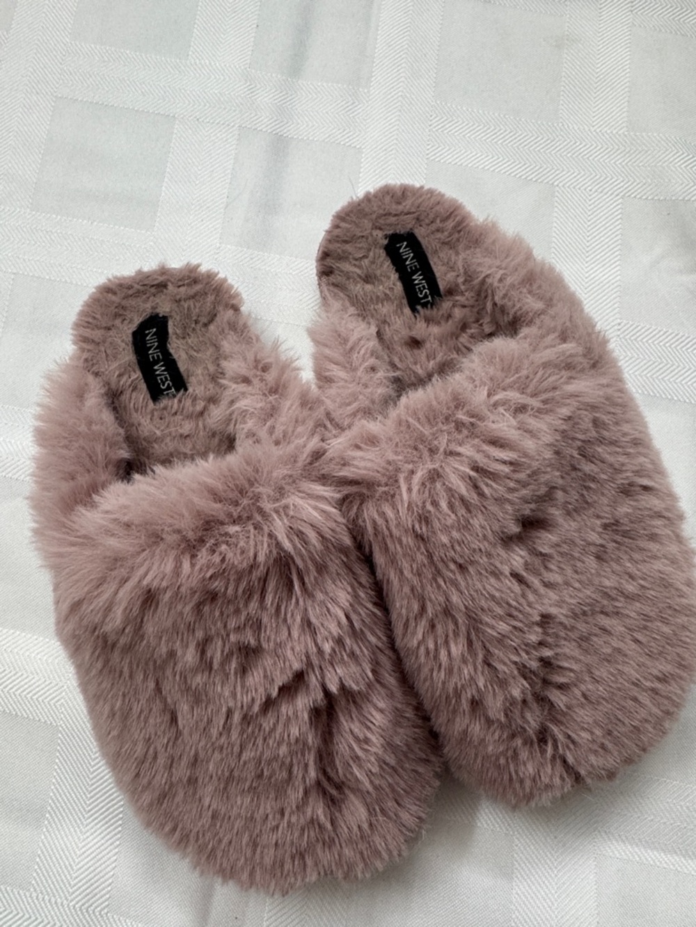 Cozy for Fall Nine West Plush Faux-Fur Slide Slippers - Mauve